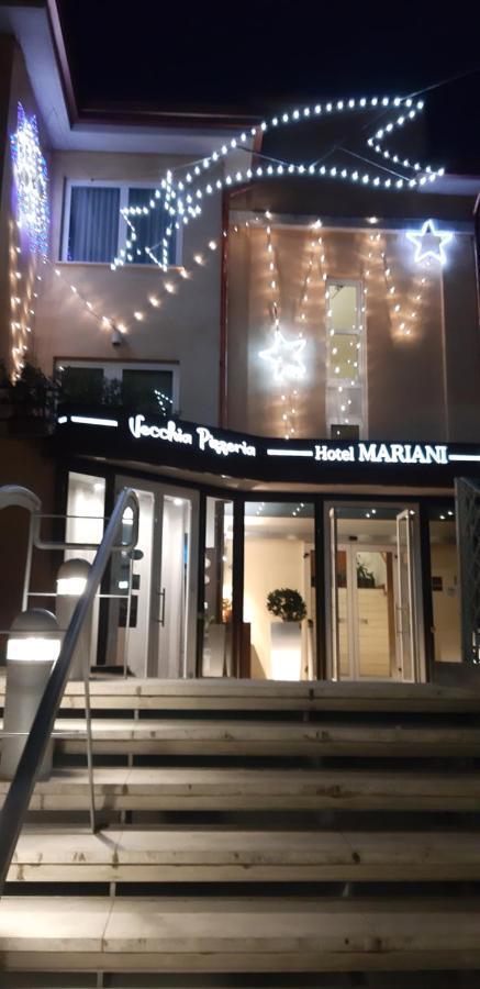 Hotel Mariani Ези Экстерьер фото